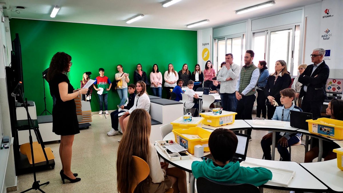 La nueva aula ocupa una superficie de 70 metros cuadrados.