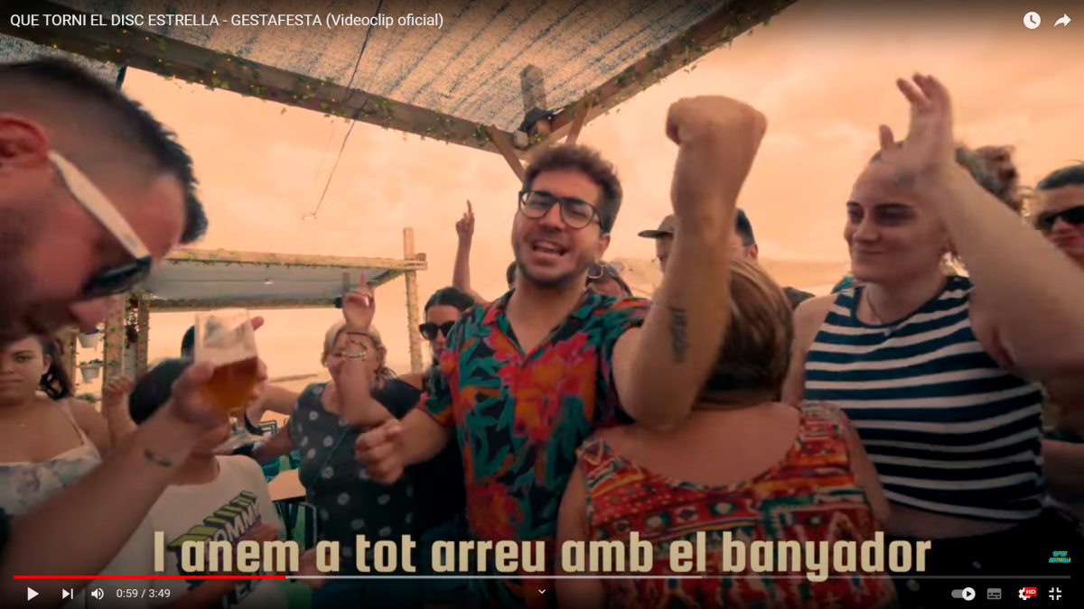 Un momento del vídeo.