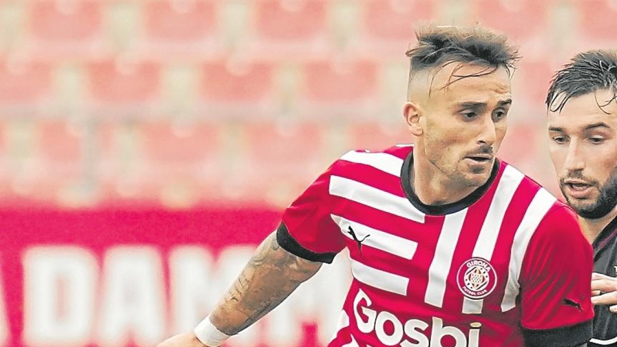 Aleix García con el Girona.