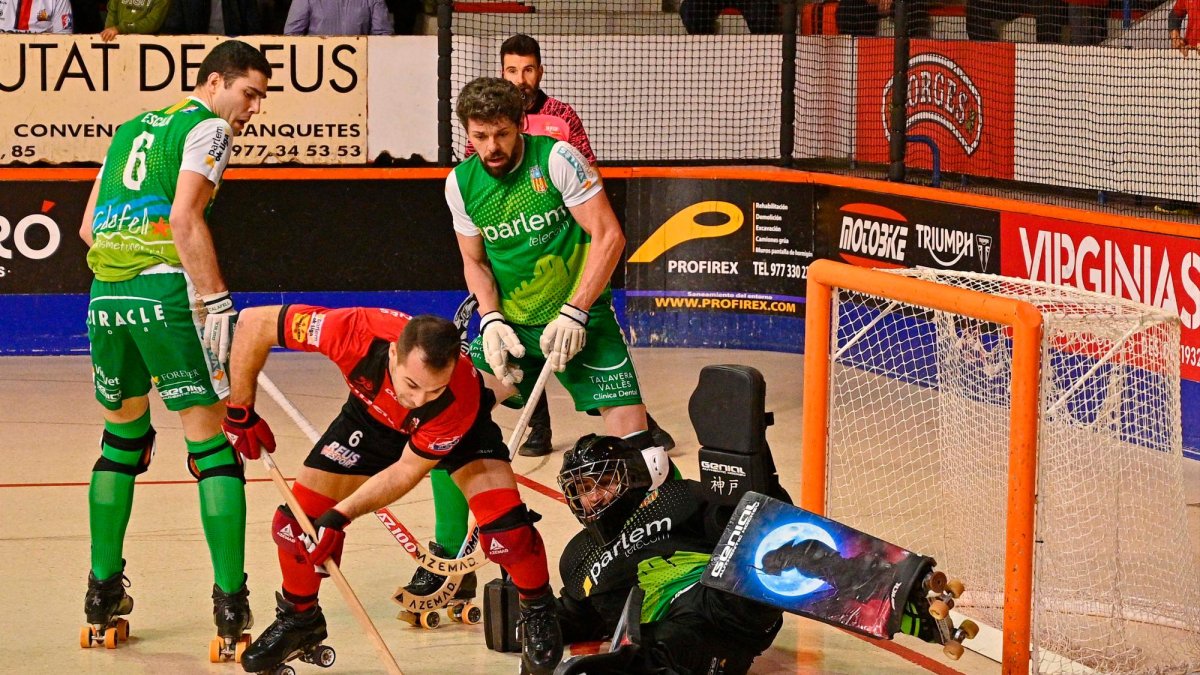 Aragonès en el último derbi ante el Calafell en el Palau d’Esports de Reus.