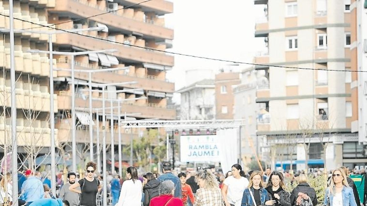 Plan para impulsar el eje comercial de la Rambla Jaume I