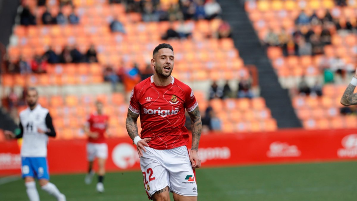 Marc Fernández ha jugado las dos últimas semanas en el costado derecho del ataque.