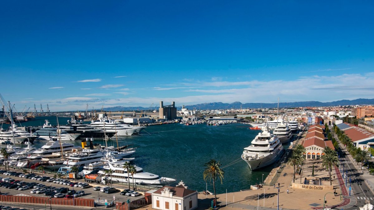 Vista aérea de la Marina Tarraco el pasado viernes por la mañana, desde las oficinas de la Autoritat Portuària.