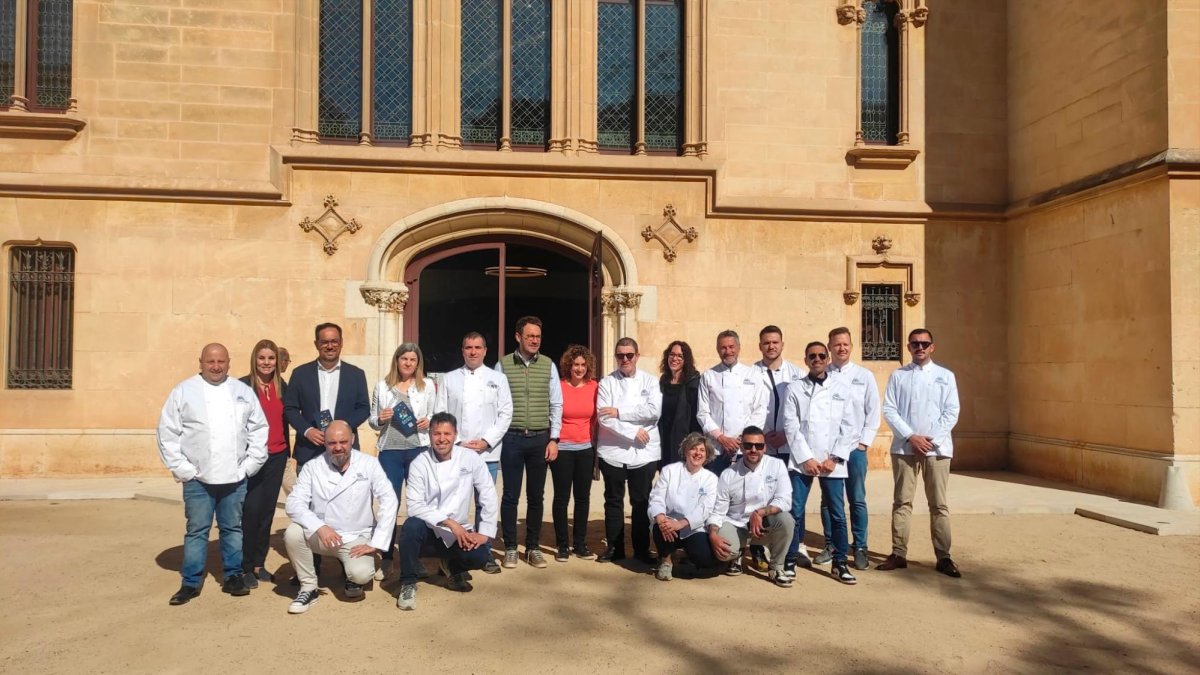 El Castell de Vila-seca ha acogido este miércoles la presentación de esta nueva propuesta gastronómica de la AEH.