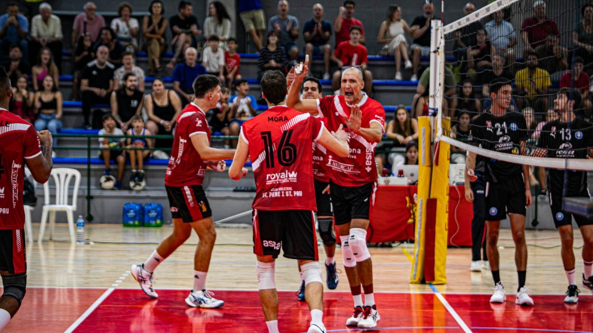 Los jugadores de Vladimir Stevovski se entendieron a las mil maravillas y desplegaron un gran juego coral.