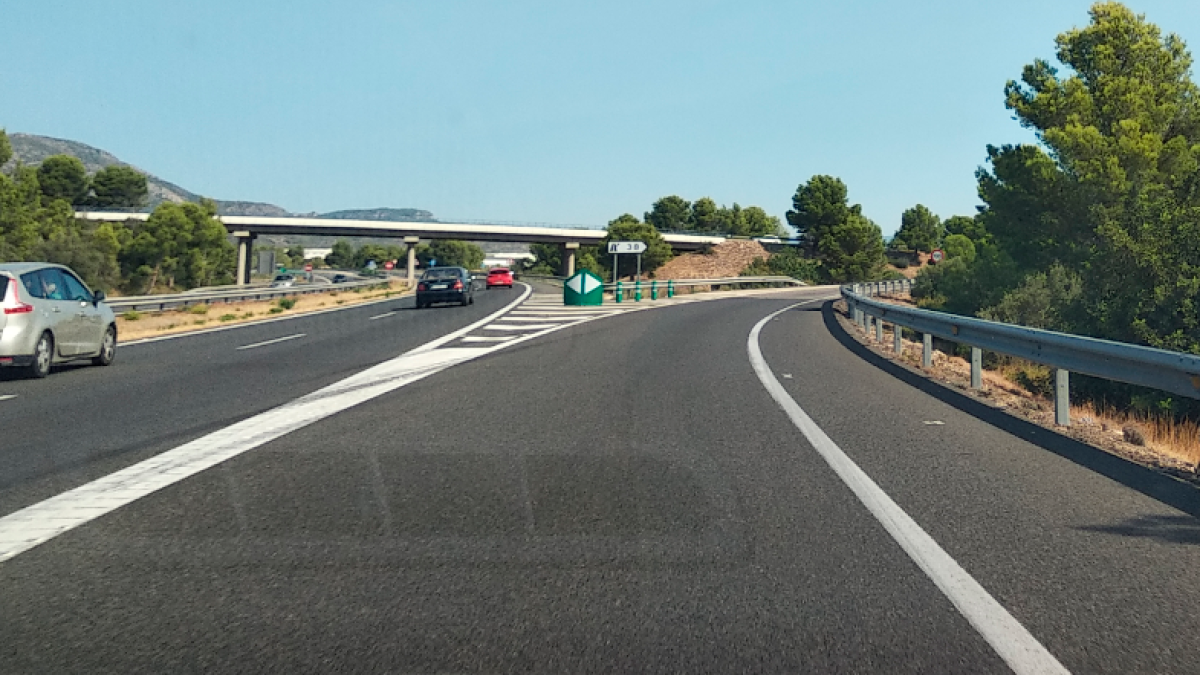 Circulación complicada esta mañana en la AP-7 y A-7 en el área de L’Hospitalet de l’Infant.