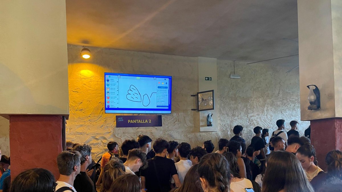 La primera prueba que se está realizando en las colas del parque temático.