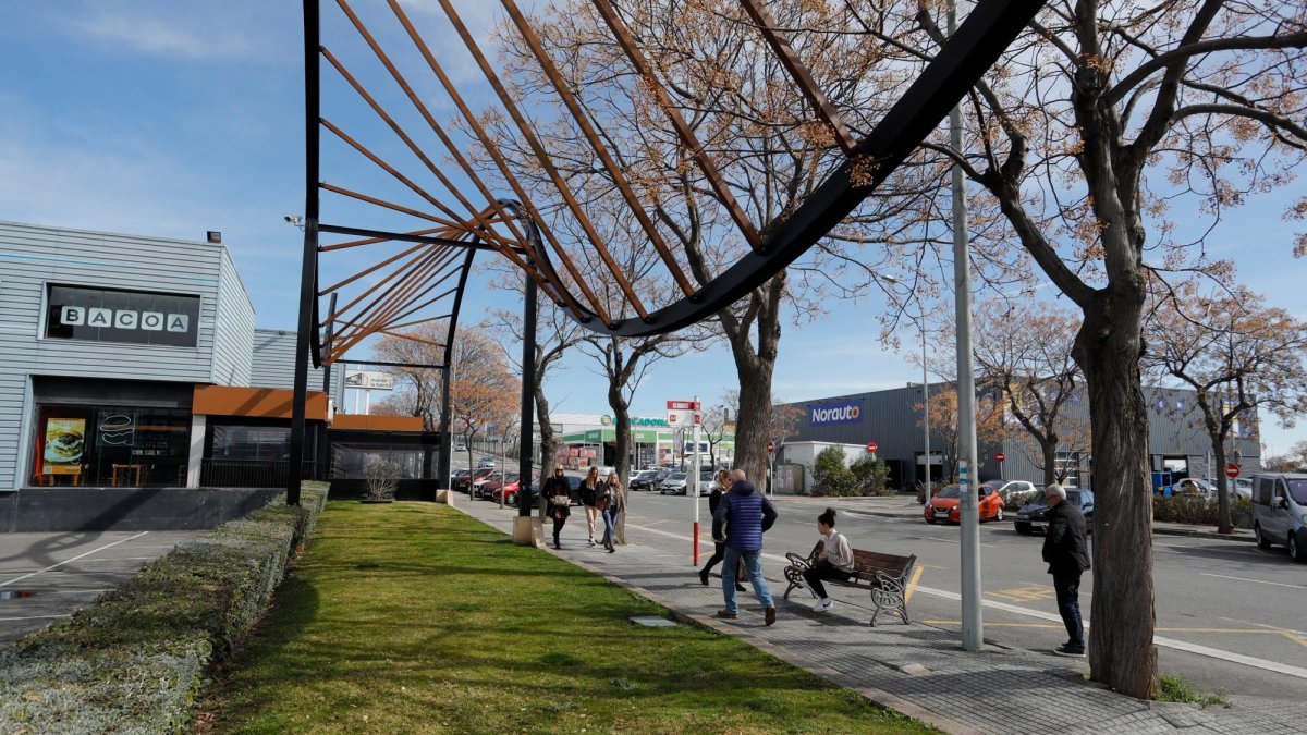Una de las reivindicaciones del colectivo es mejorar la jardinería.