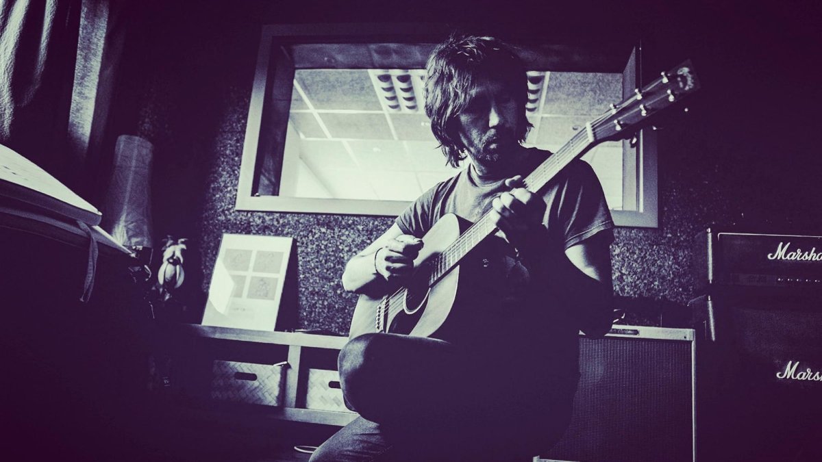 El cantautor miravetà Èric Vinaixa actuarà el pròxim divendres a Amposta.