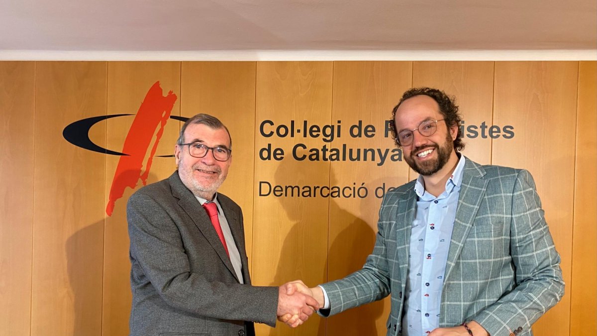 Joan Maria Adserà, director general de la Xarxa, i el periodista Esteve Giralt.