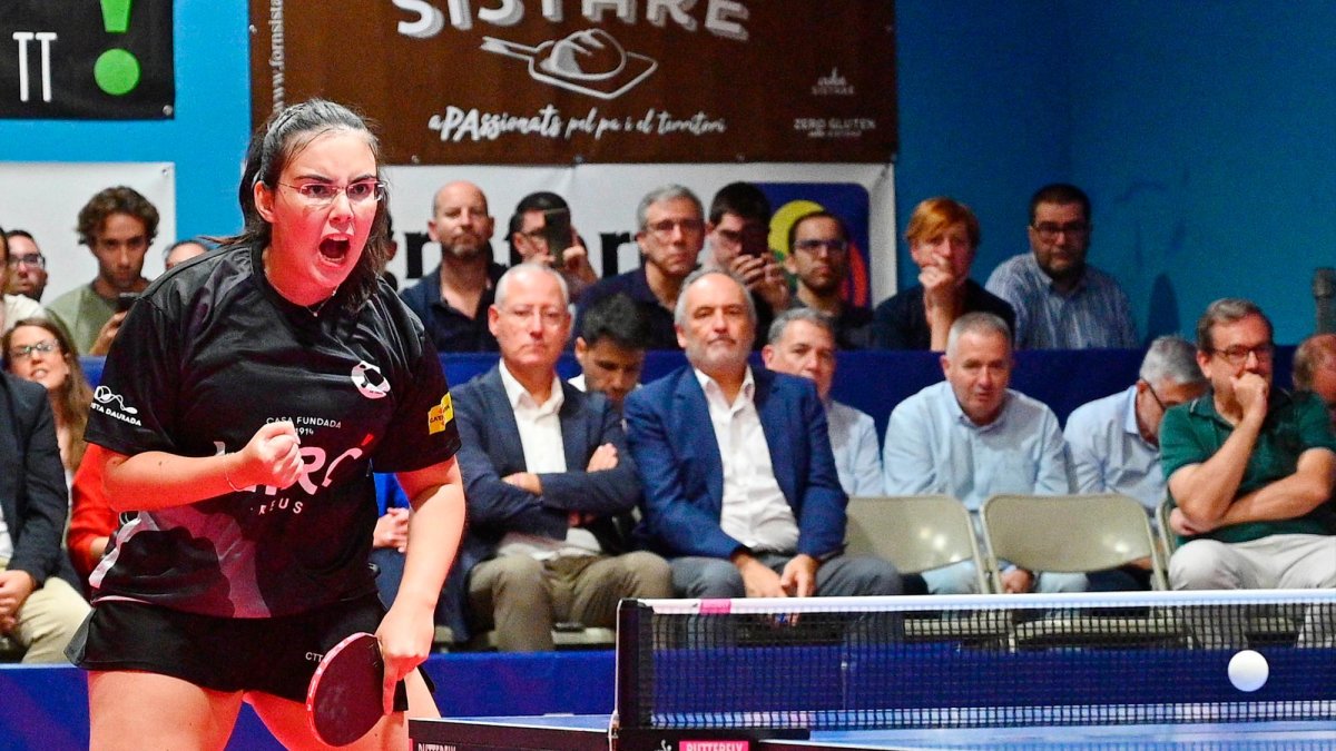 Leili Mostafavi festeja uno de sus puntos en su partido ante el Vic.