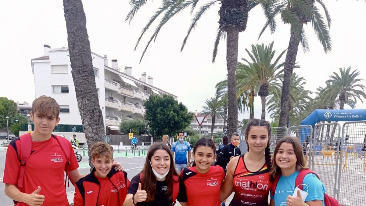 De izquierda a derecha, Nayara, Carlota y Mar