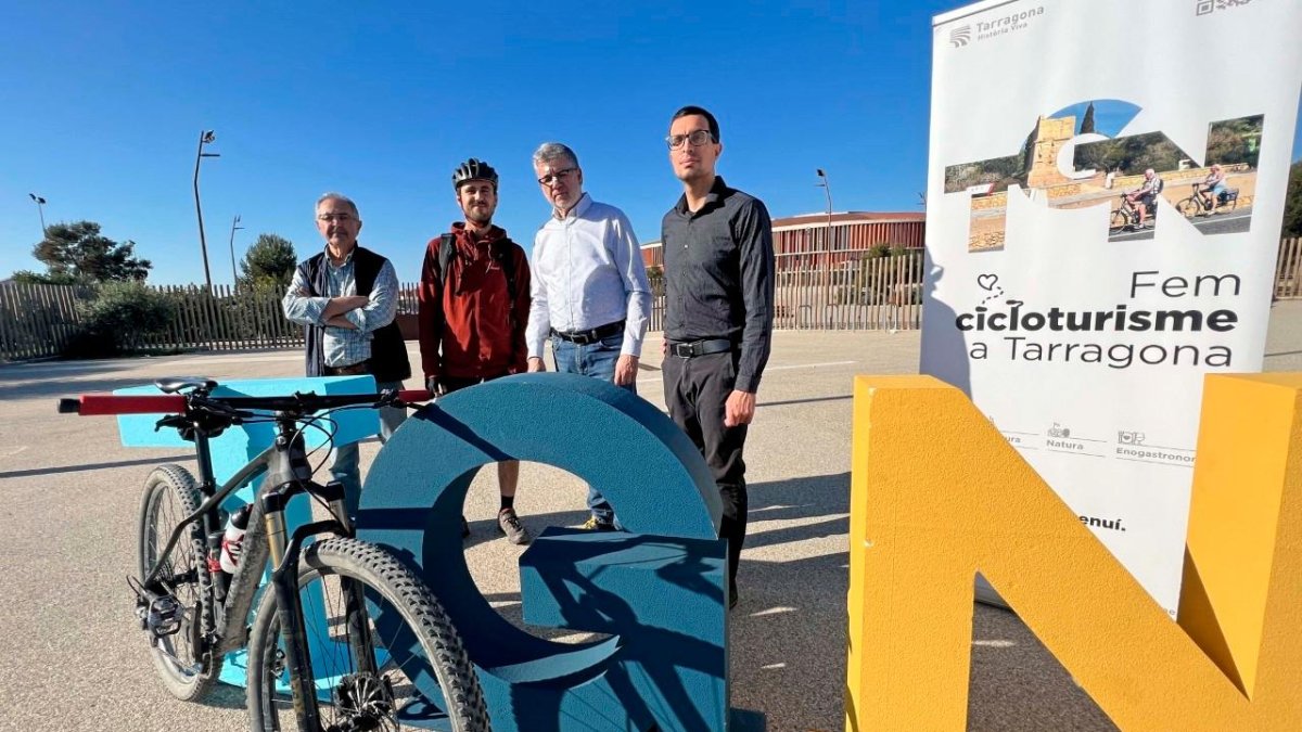 La Anella Mediterrània acogió ayer la presentación de las cuatro nuevas rutas.