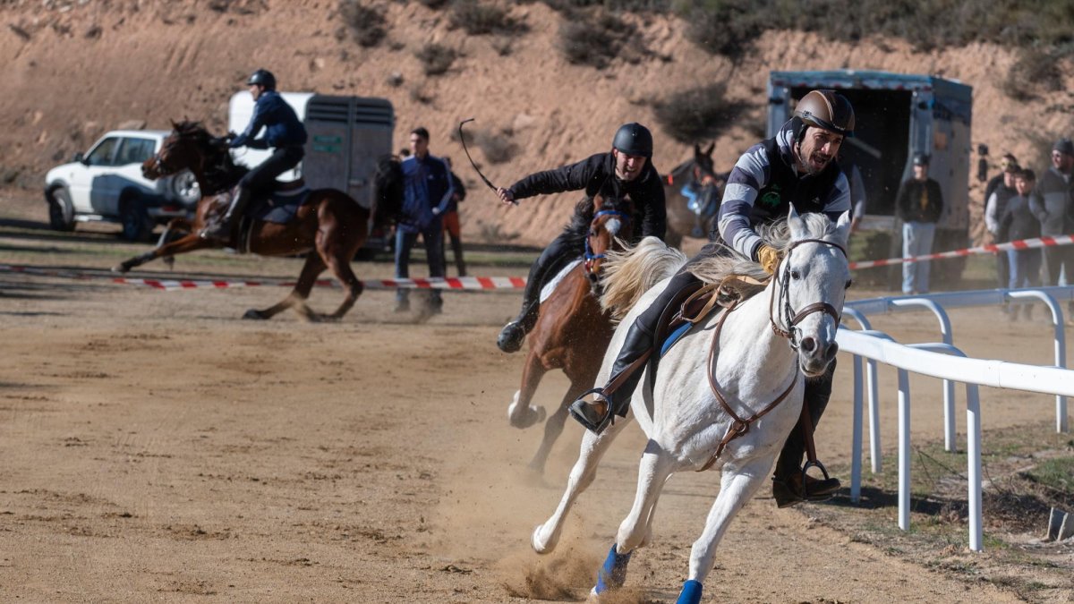 Els genets més ràpids reben diversos premis.