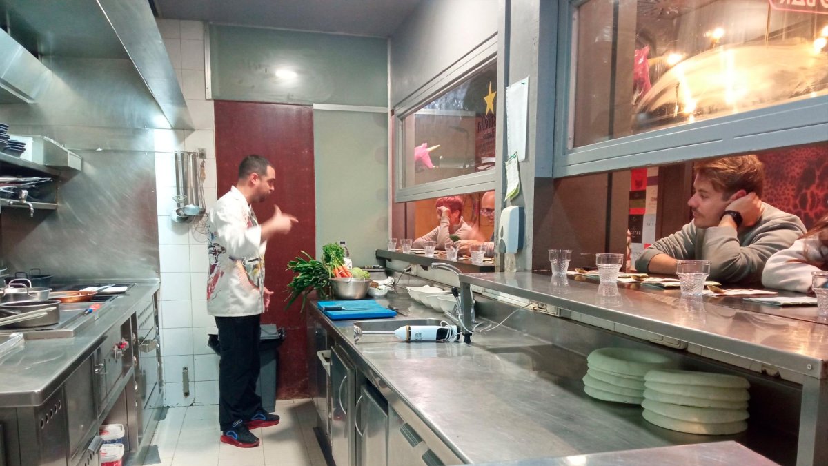 El chef Joan Llaberies, el jueves, durante su muestra del show cooking.