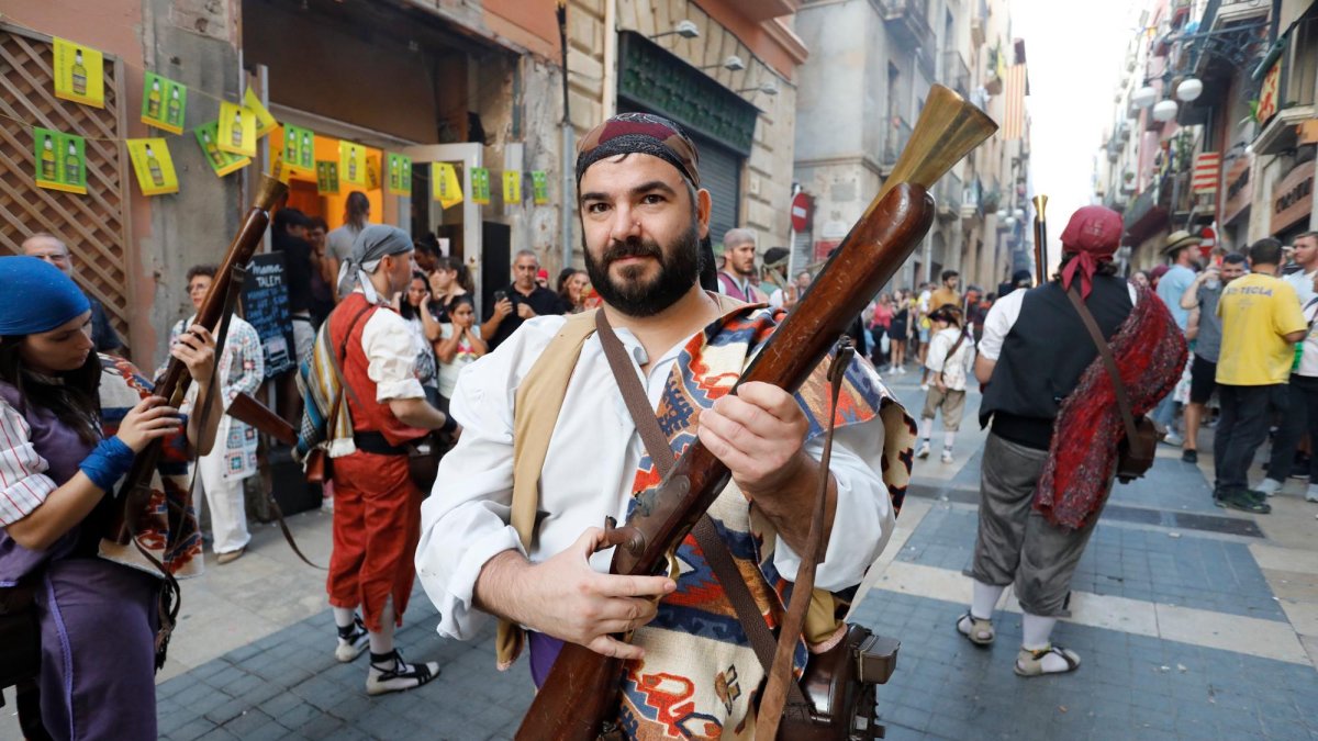 Sergi Guardiola, el bandoler Panxampla, amb el ball de Serrallonga.