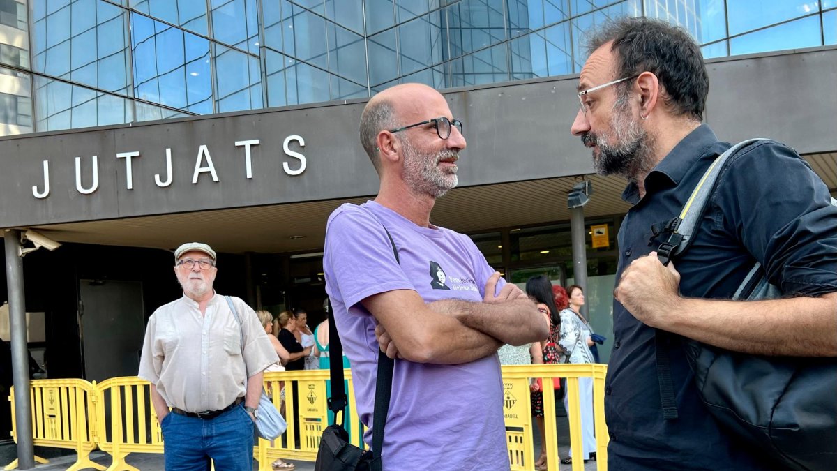 El hermano de Helena Jubany con el abogado de la familia