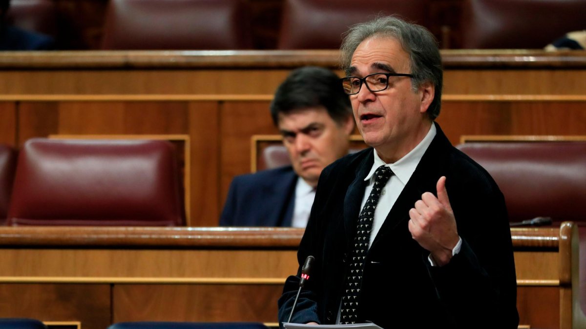 El ministro de Universidades, Joan Subirats, durante su intervención en el pleno del Congreso celebrado este jueves.