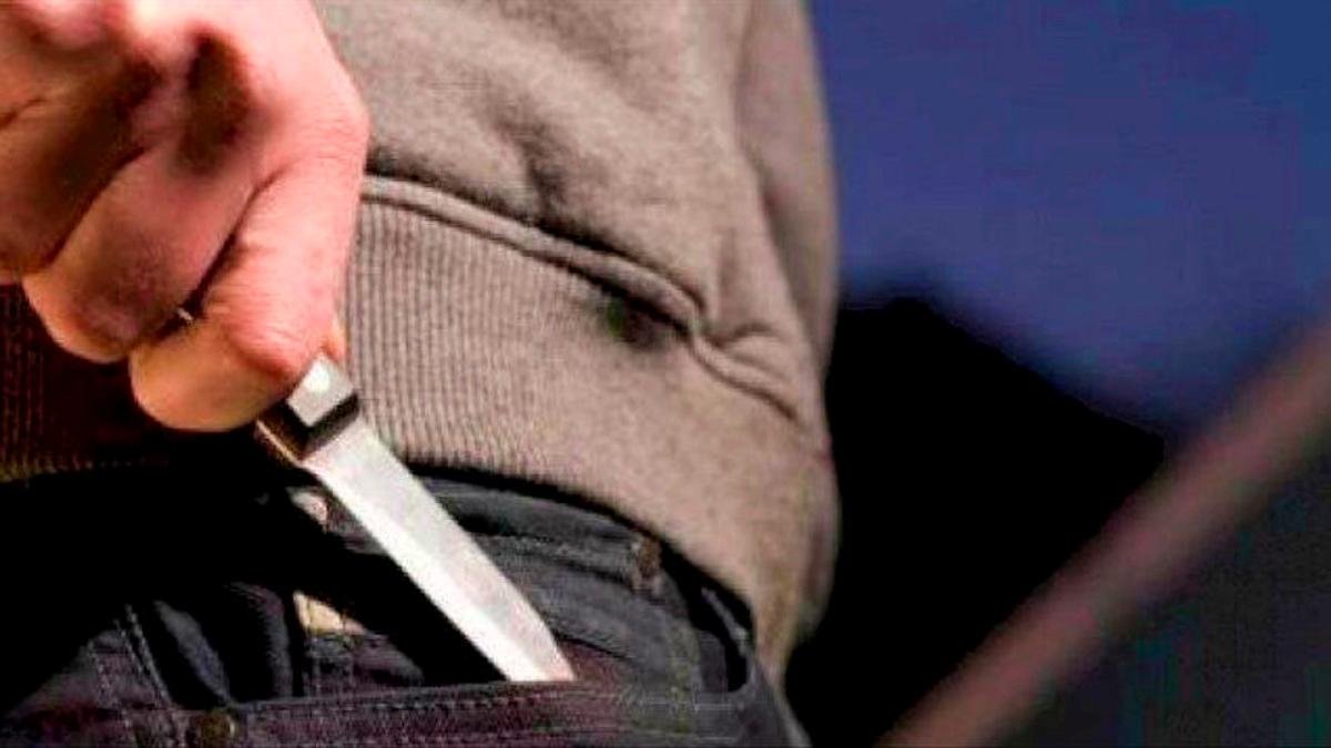 El agresor ha utilizado un arma blanca.