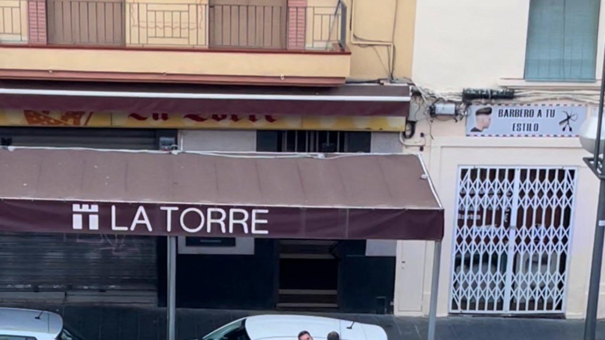 El hombre ha sido reducido por Mossos esta mañana de lunes.