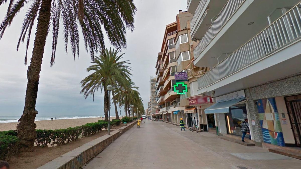 Imagen del Passeig Marítim Sant Joan de Déu, donde han tenido lugar los hechos.