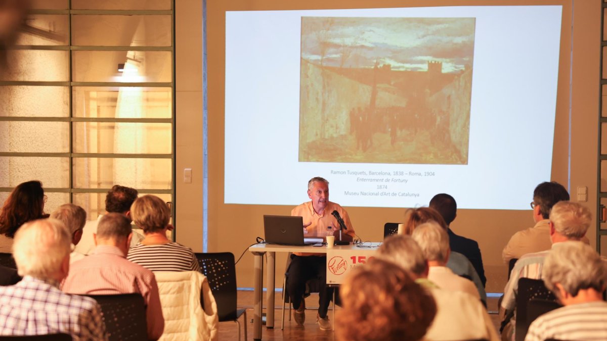 La conferència pronunciada per Francesc Quílez, ahir al Centre Cultural El Castell.