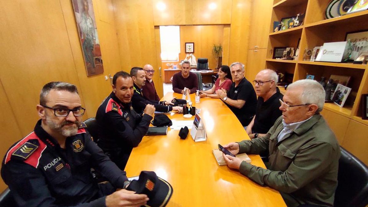 Reunión de empresarios con los cuerpos de seguridad.