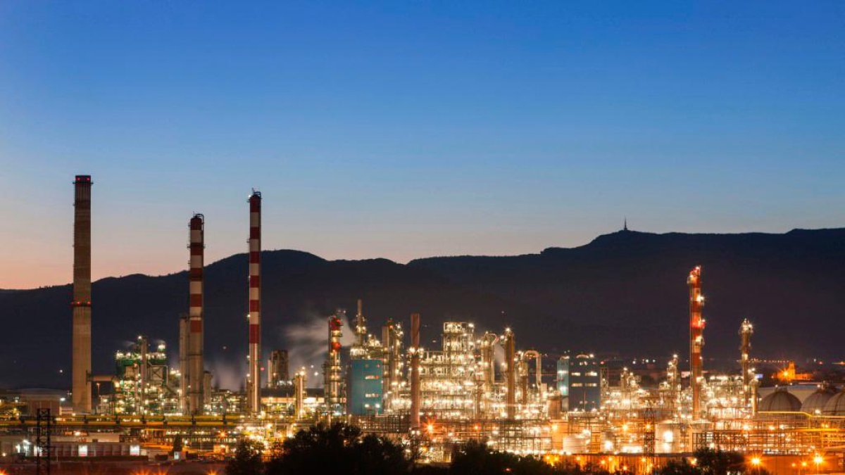 Dos de cada tres tarraconenses perciben un nivel alto de riesgo petroquímico