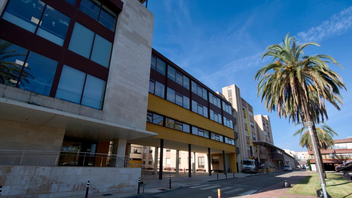 L’Hospital de la Santa Creu de Jesús, al municipi de Tortosa.