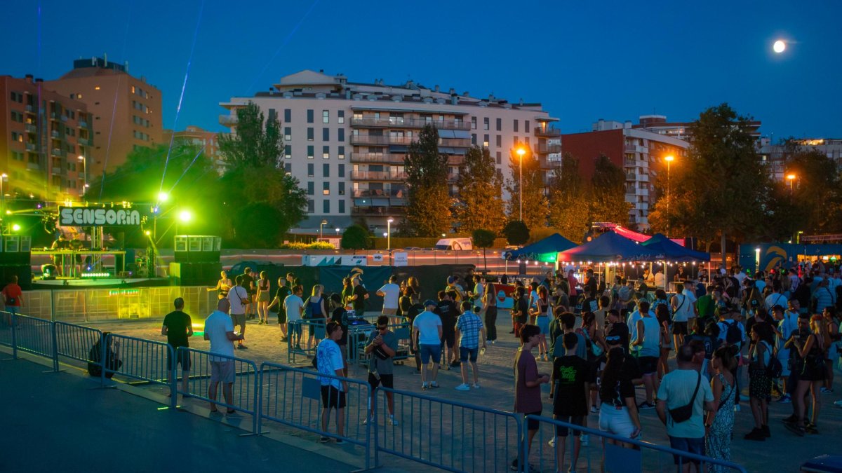 La Asociación SenSoria Group ofreció 11 horas de música electrónica con Extravaganza.