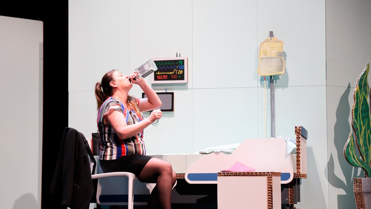 Núria Esquius, en acció durant un dels darrers assajos de la seva nova obra.