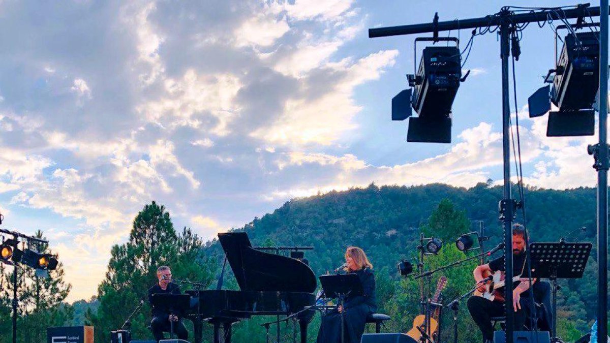 Un momento del concierto de Maria del Mar Bonet en La Febró.