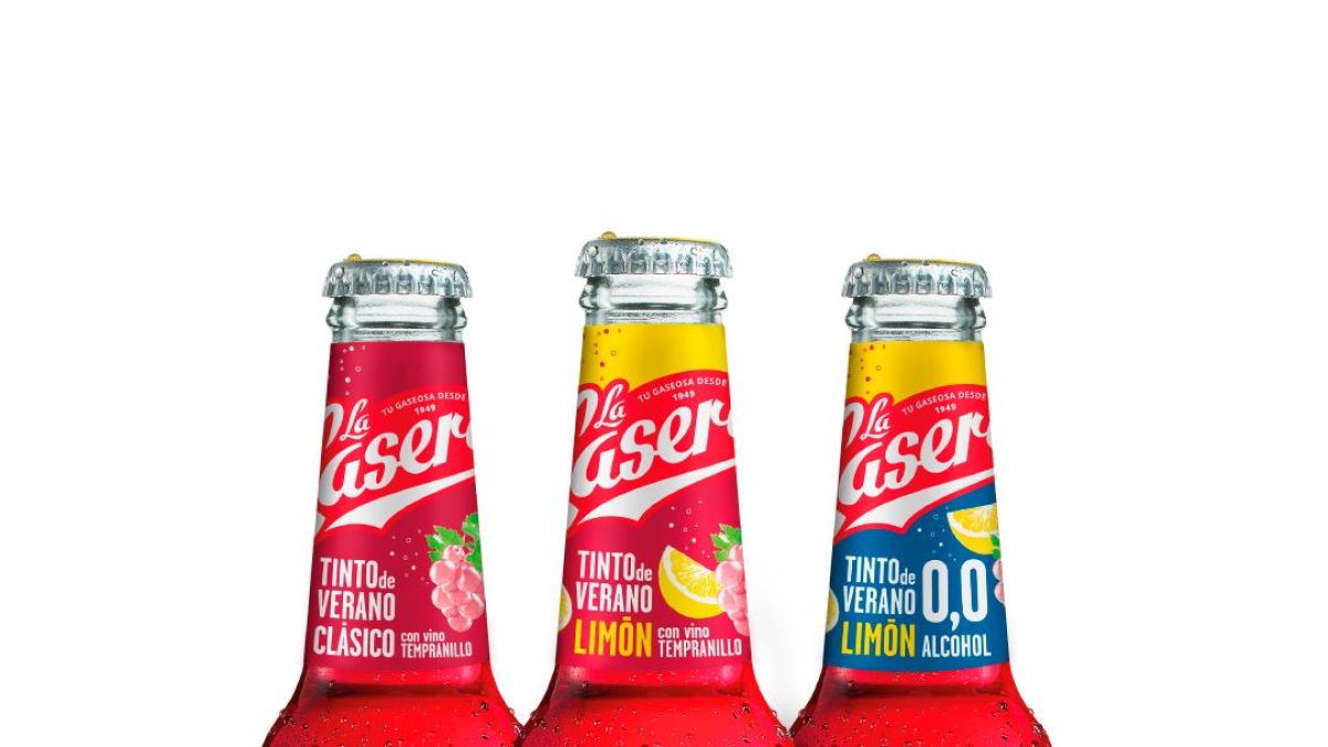 Botellas de tinto de verano La Casera.