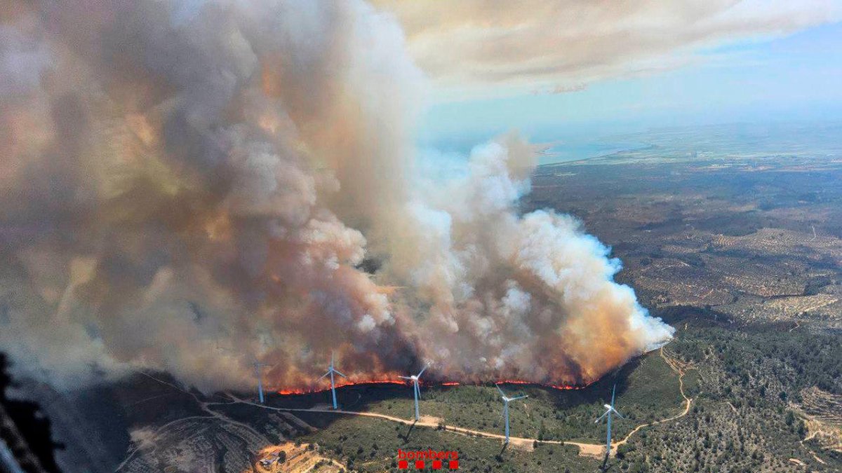 El incendio a las doce del mediodía.