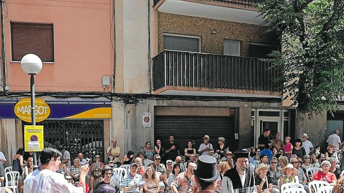 Representación del Ball Parlat de la Reina de Maria Cristina.