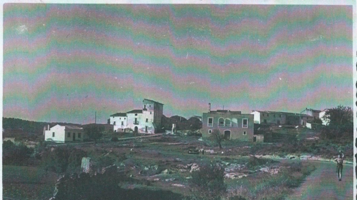 Vista del poble de Molnàs als anys 50.