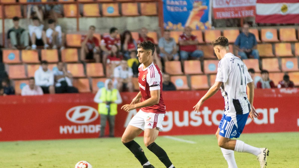 Marc Montalvo jugó todo el partido ante el Tarazona.