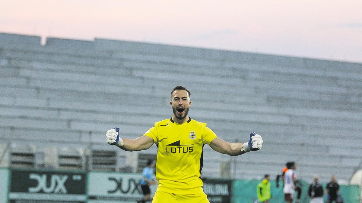 Alberto Varo, primer fichaje del Nàstic
