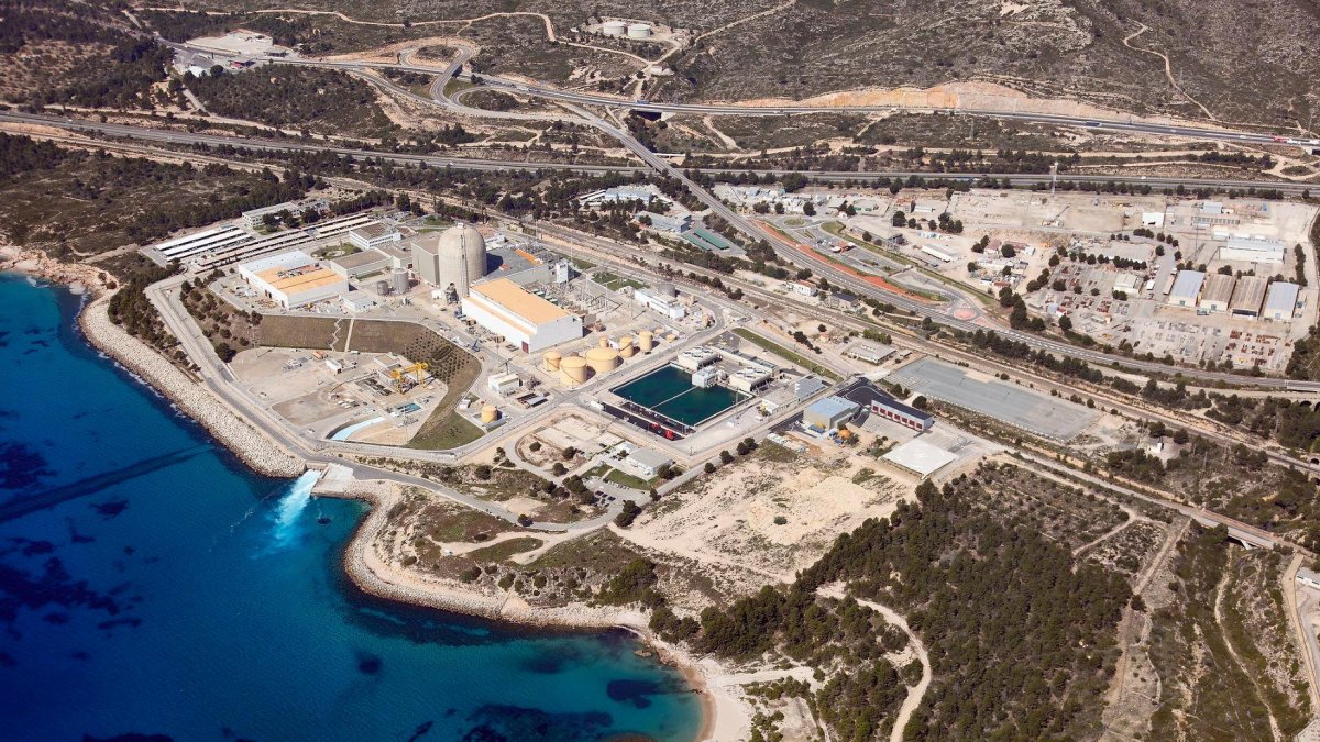 Instalaciones de la central nuclear de Vandellòs II.