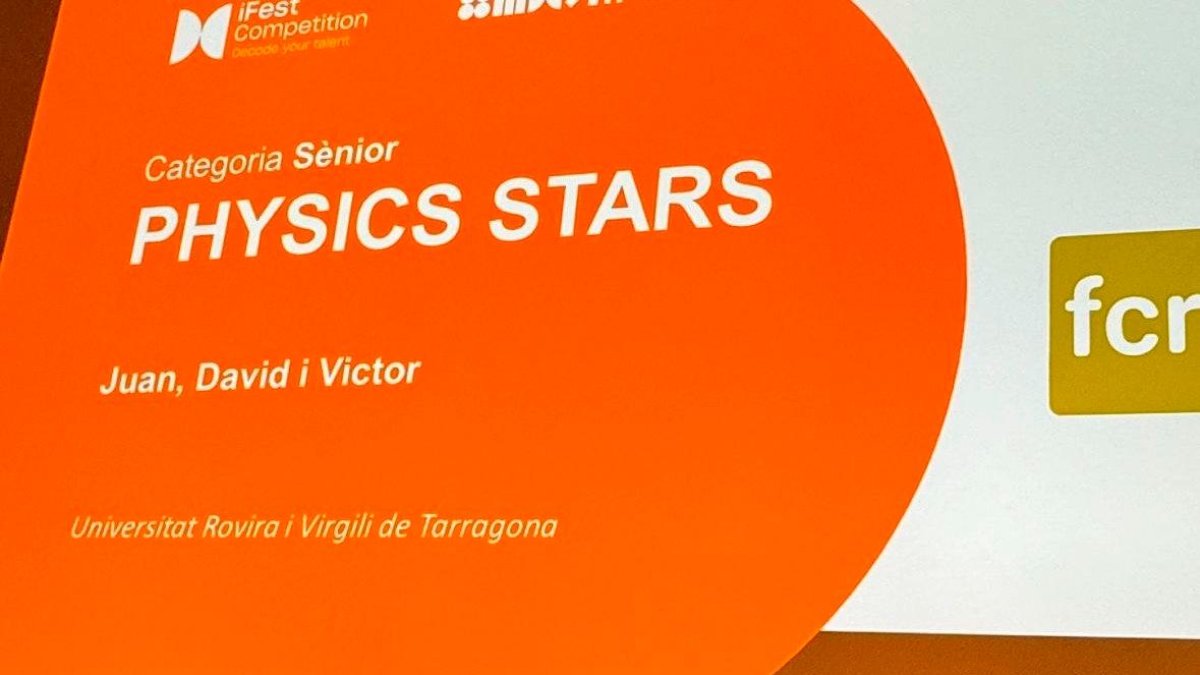 Los responsables de ‘Physics Stars’ en la final de la iFest.