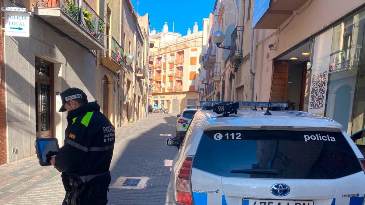 Un agente de la Policía Local de Vila-seca.