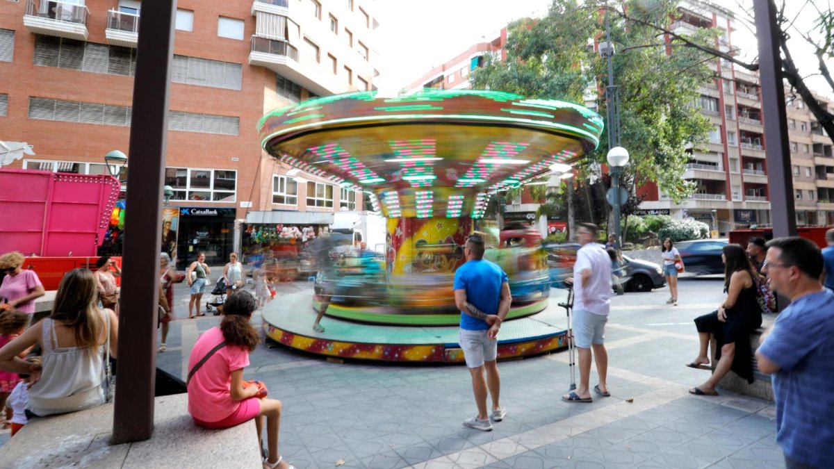 Feria infantil instalada con motivo de las fiestas de Verge del Carme.