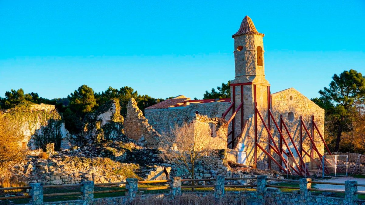 Así es el pueblo más extraño y misterioso de Tarragona: oculta leyendas de más de 100 años