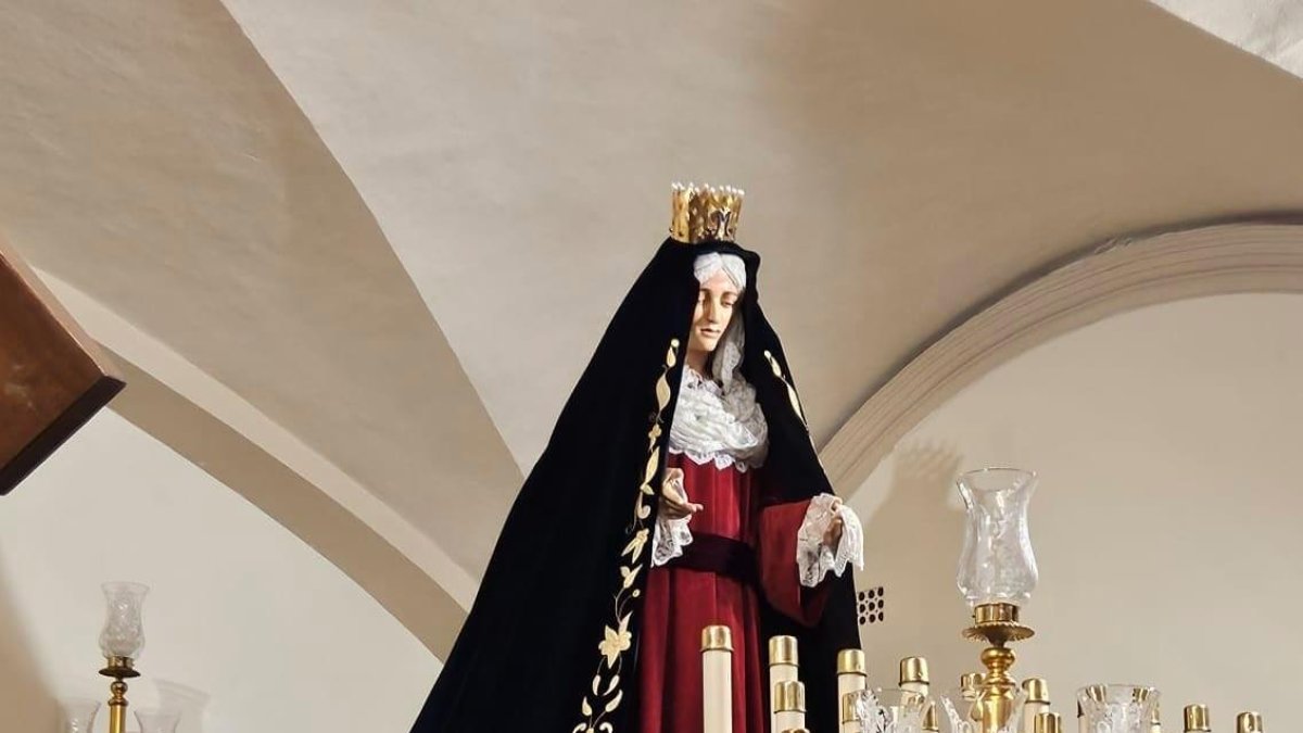 El nou manto d’exposició de la Mare de Déu de la Soledat es veurà a Natzaret.