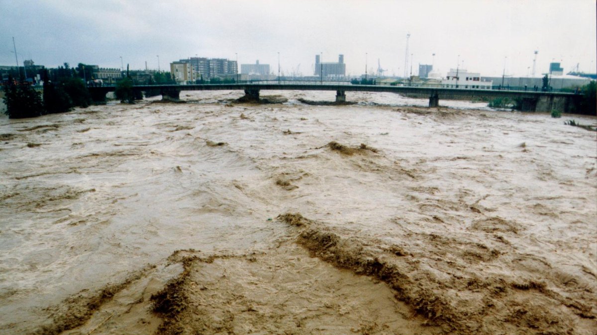 El río Francolí se desbordó.