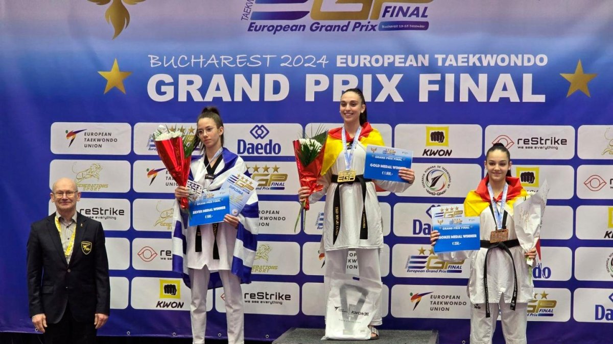 Judith Córdoba en lo más alto del podio.