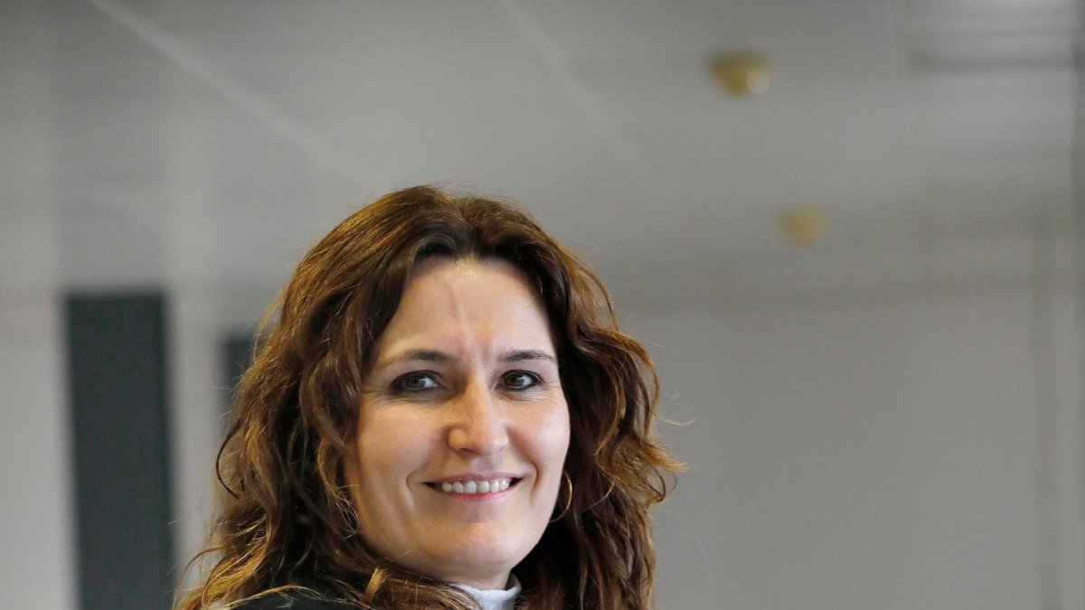La Vicepresidenta Laura Vilagrà, ayer por la tarde, en la sede central del ‘Diari de Tarragona’.