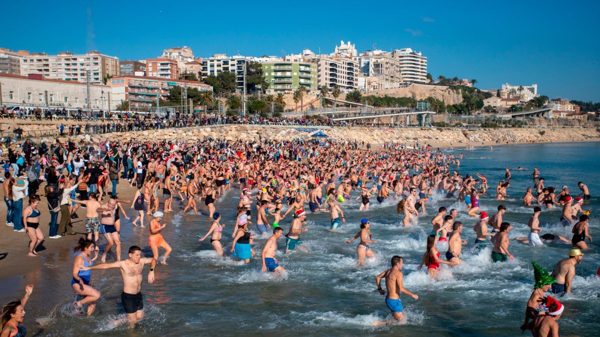 Algunos de los participantes solo se mojaron las piernas.