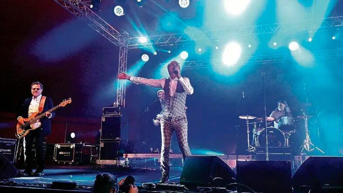 El Pets, durante su concierto en las Decennals de Valls.