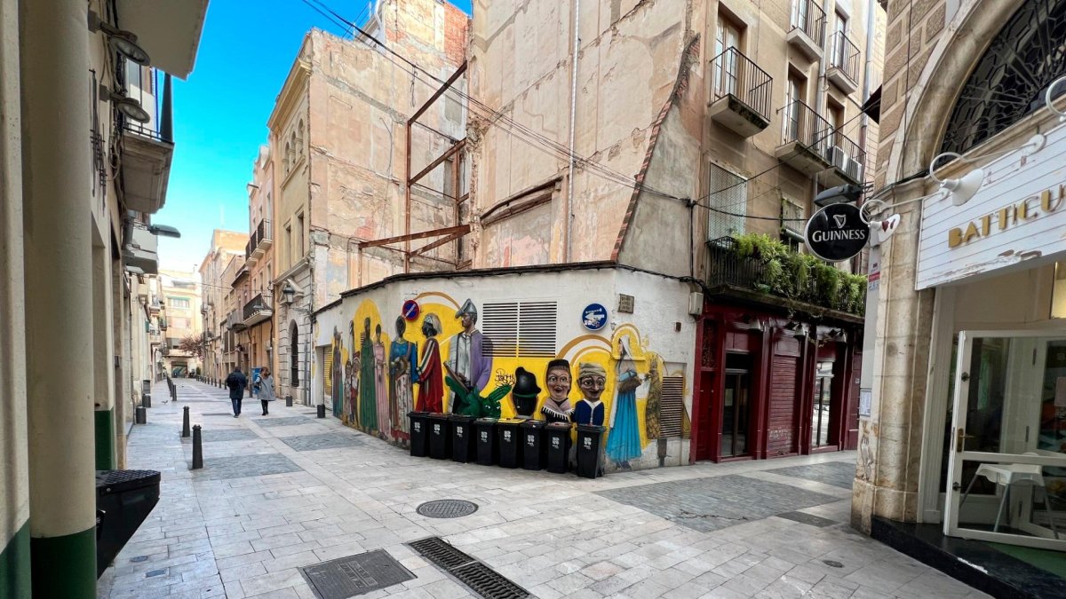 El crimen ocurrió en la confluencia de las calles Metge Fortuny y Aleus.